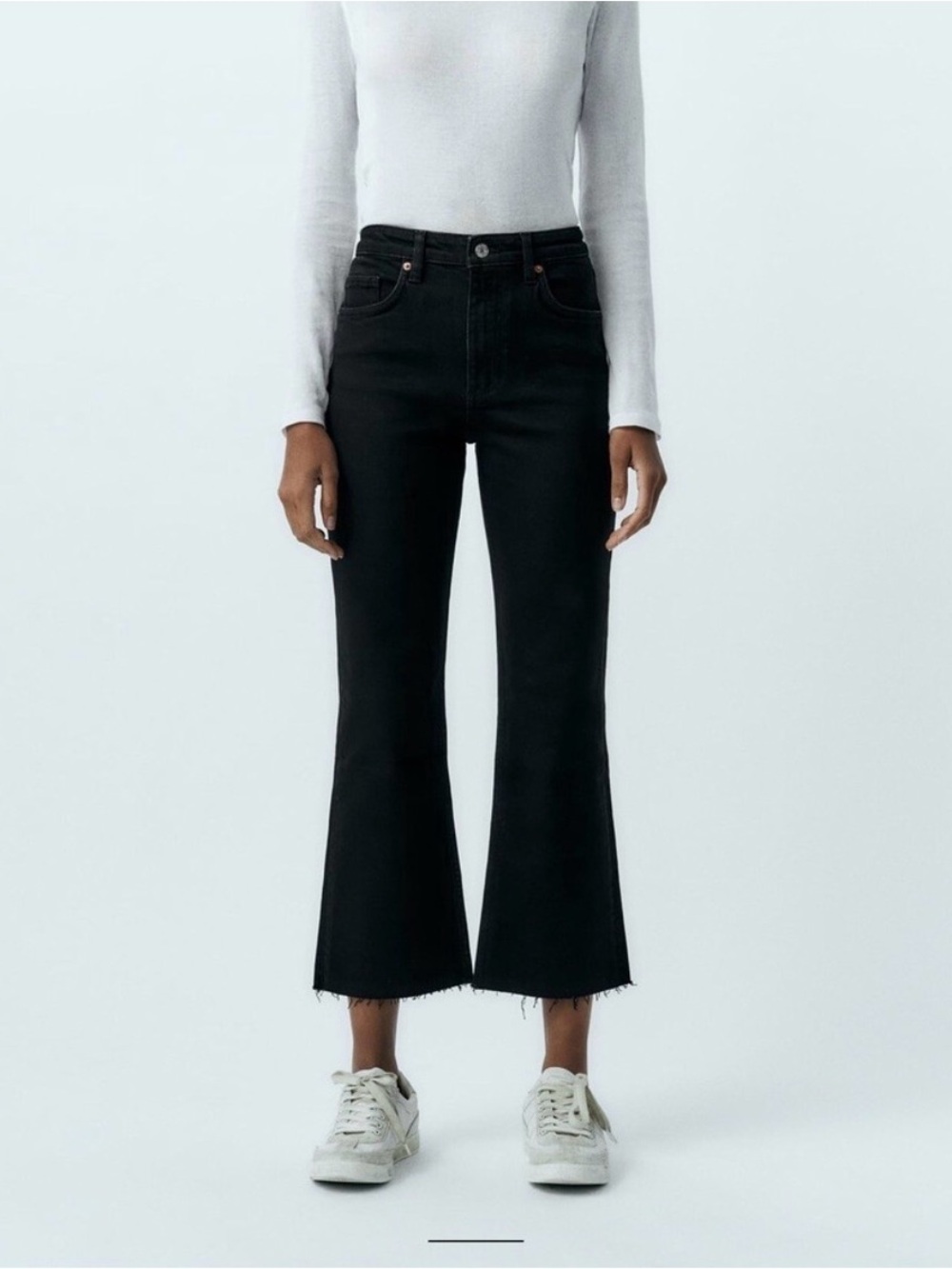 Zara Black Cropped Flare Jeans with Raw Hem